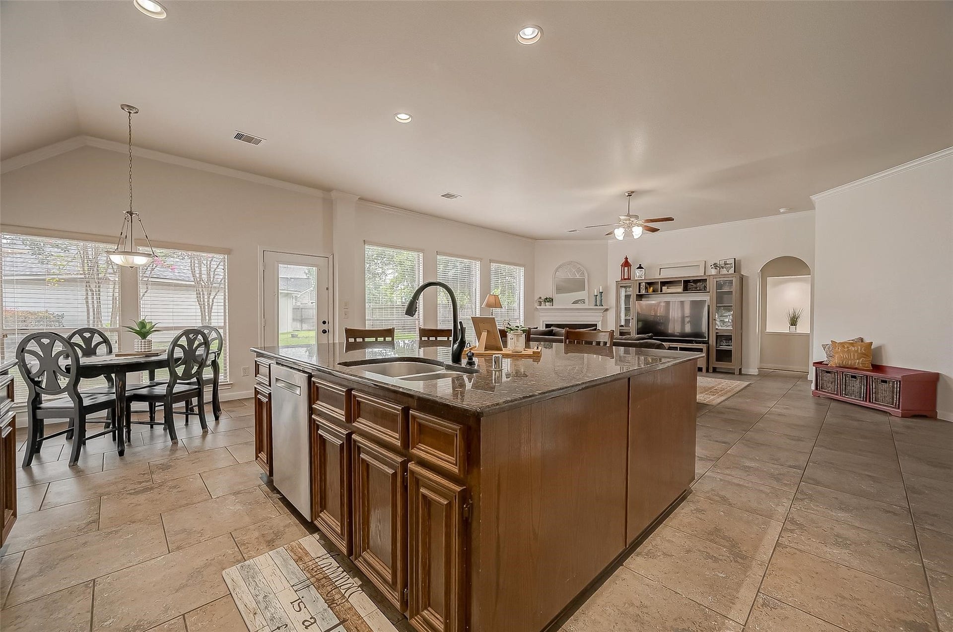 2802 Stock Creek Lane, Richmond, TX 77406
