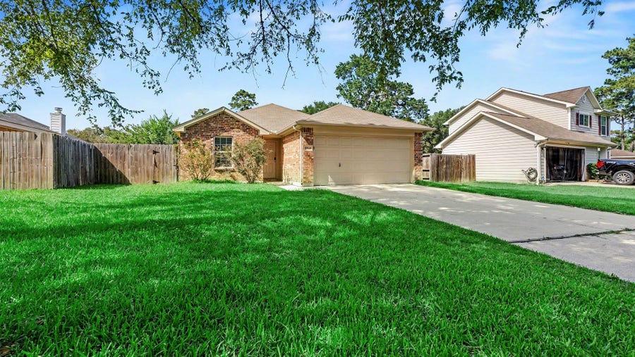 Property photo for 17123 Broken Back Drive, Crosby, TX