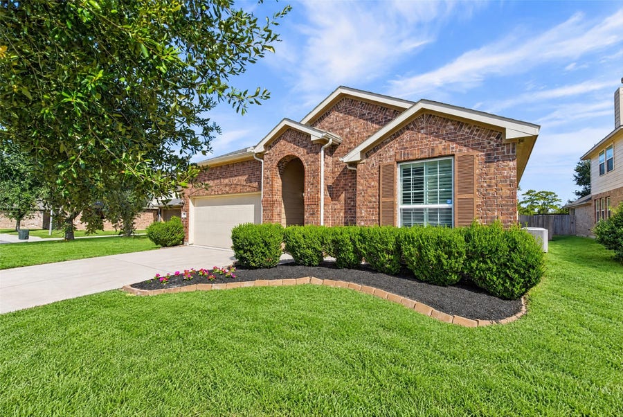 Property photo for 15030 Zenith Glen Lane, Cypress, TX