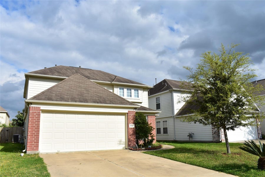 Property photo for 3610 Barkers Crossing Avenue, Houston, TX