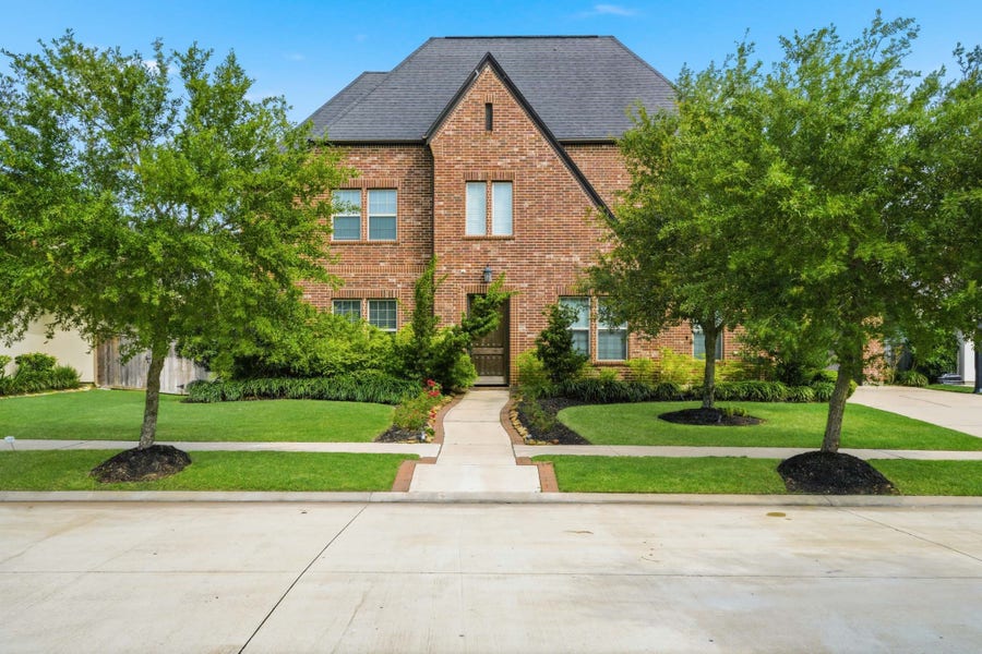 Property photo for 5735 Genoa Springs Lane, Sugar Land, TX