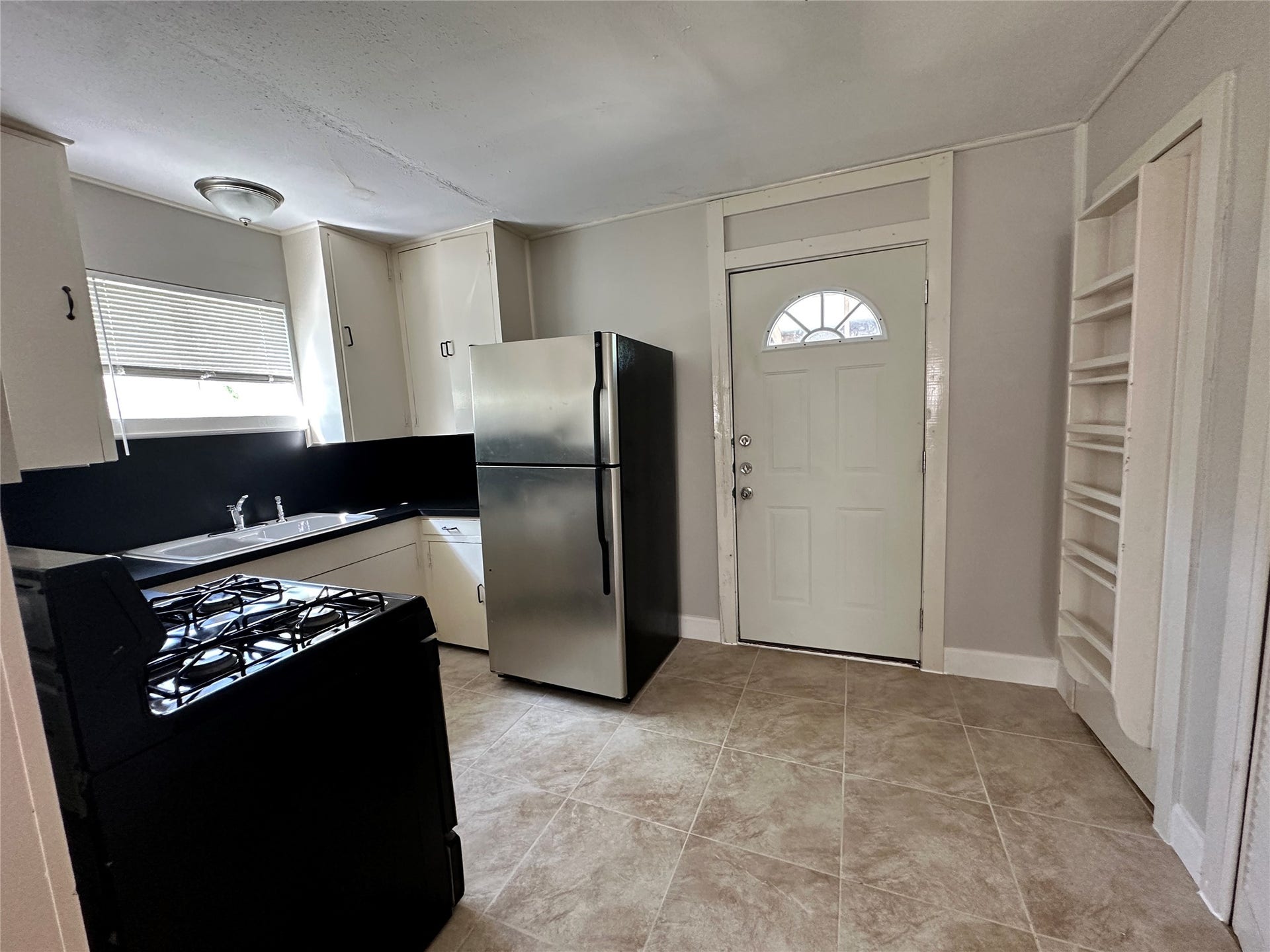 7110 Mchenry Street, #B-TOP, Houston, TX 77087 7110 Mchenry Street, #B-TOP, Houston, TX 77087