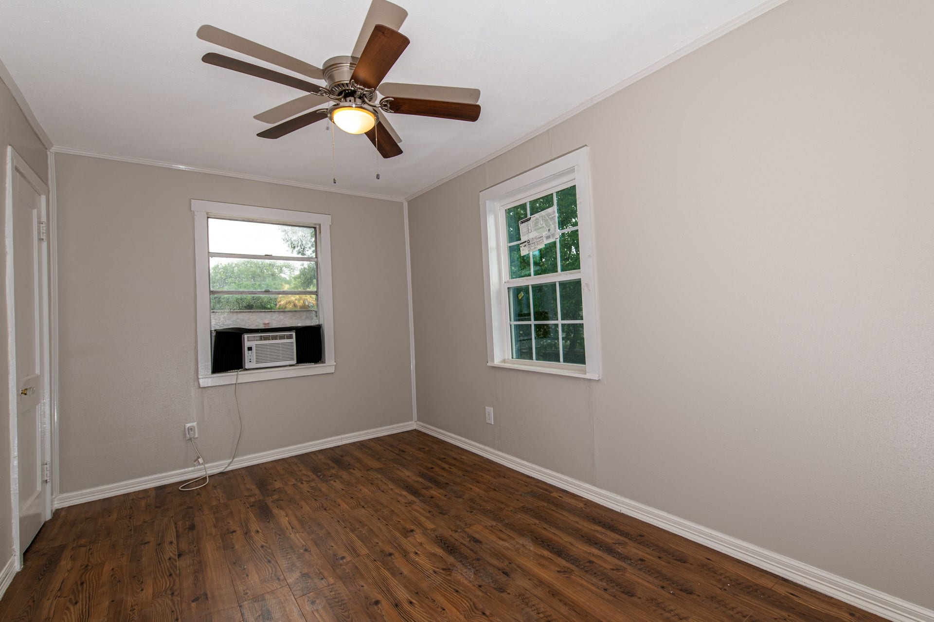 7110 Mchenry Street, #B-TOP, Houston, TX 77087 7110 Mchenry Street, #B-TOP, Houston, TX 77087
