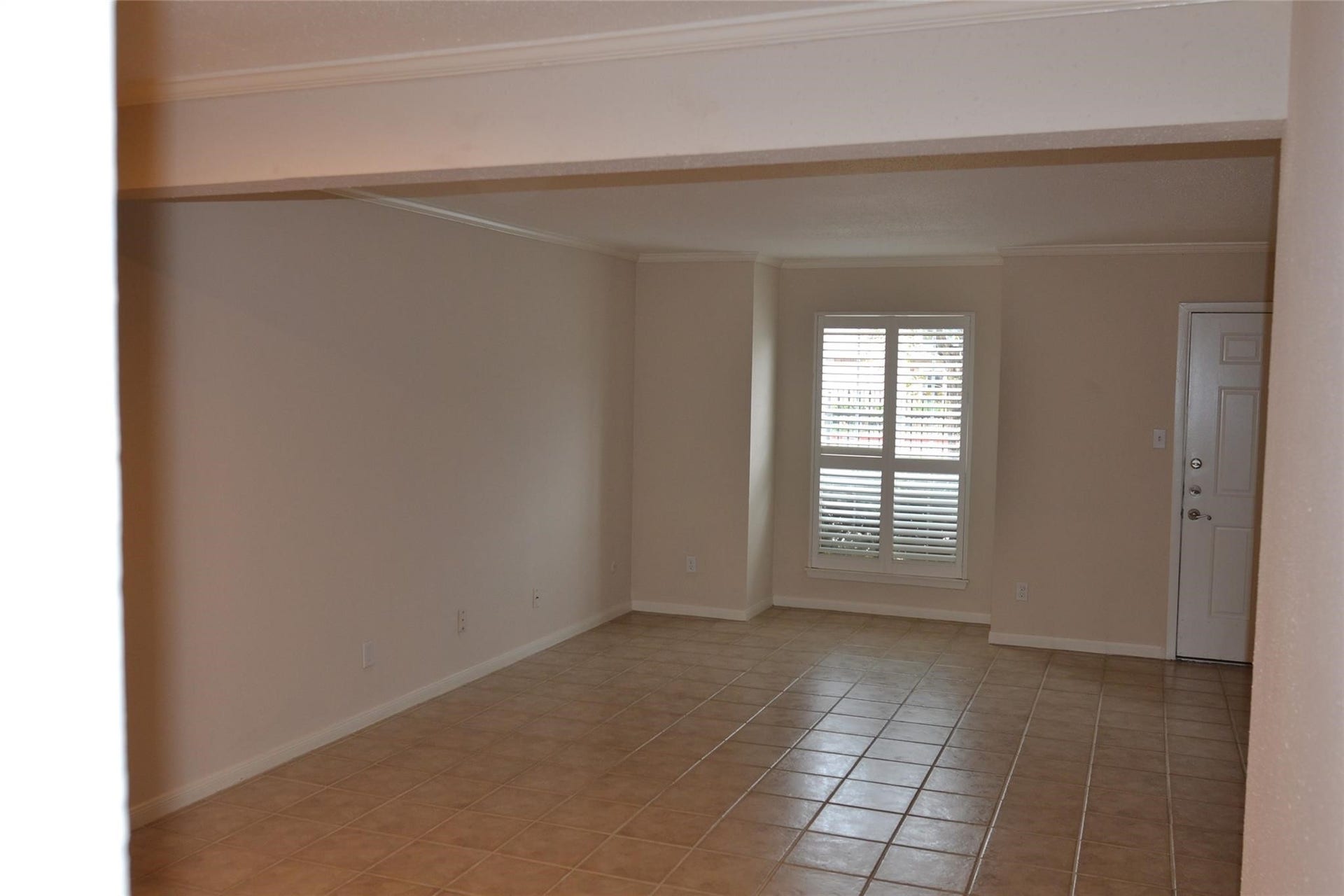 6111 Beverly Hill Street, #43, Houston, TX 77057 6111 Beverly Hill Street, #43, Houston, TX 77057