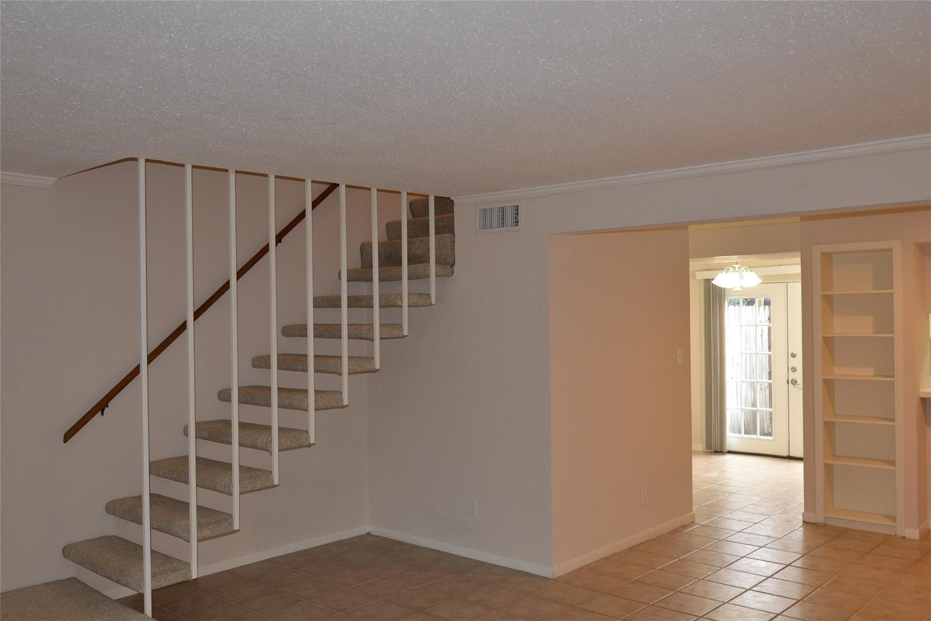 6111 Beverly Hill Street, #43, Houston, TX 77057 6111 Beverly Hill Street, #43, Houston, TX 77057