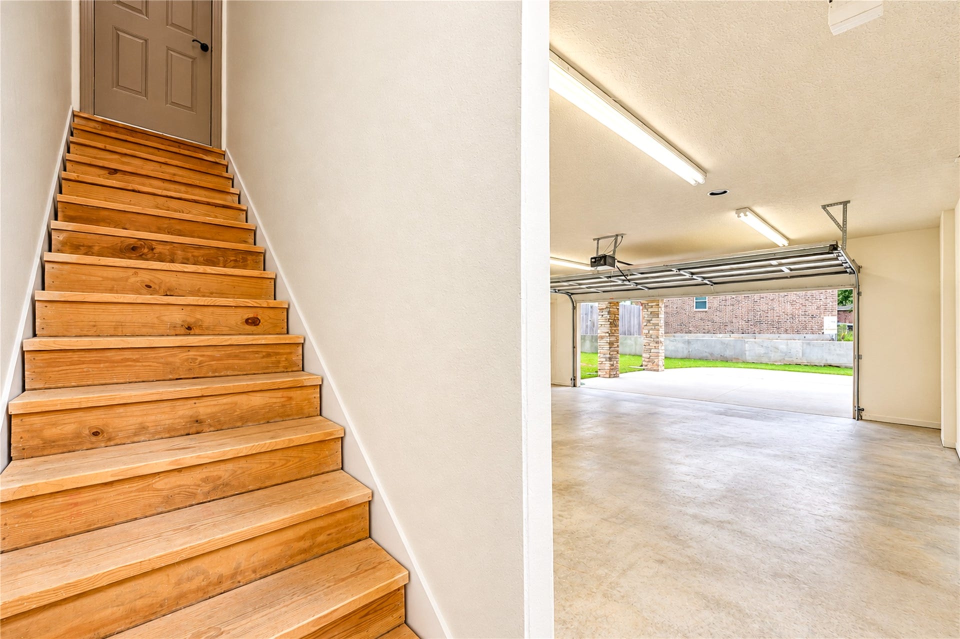 3817 Copper Mountain Lane, Montgomery, TX 77316