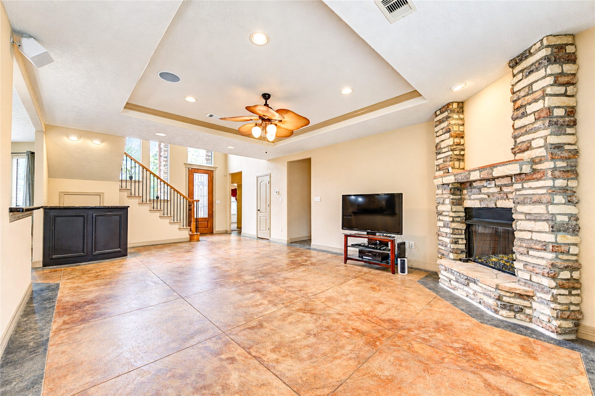 3817 Copper Mountain Lane, Montgomery, TX 77316