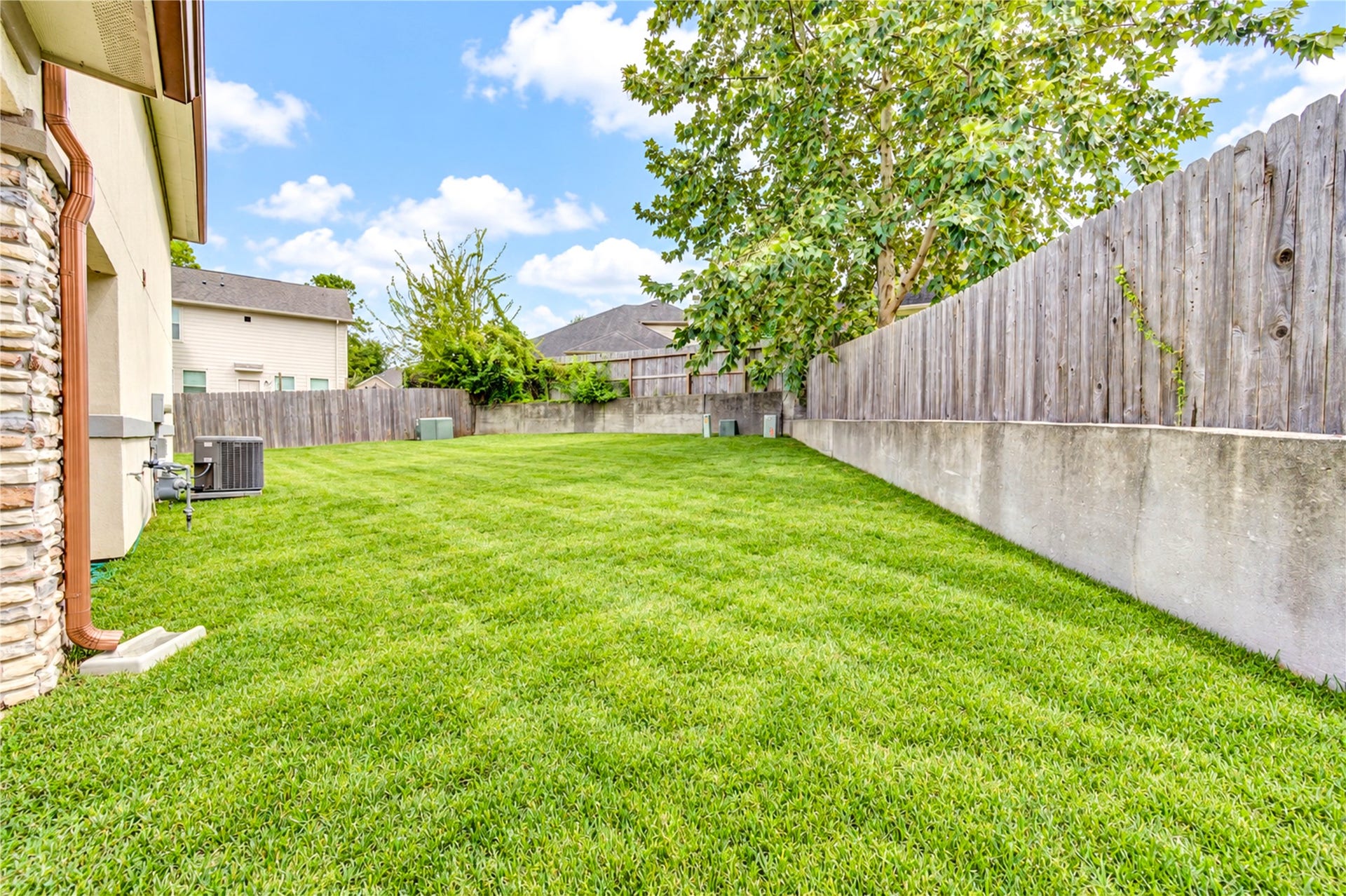 3817 Copper Mountain Lane, Montgomery, TX 77316