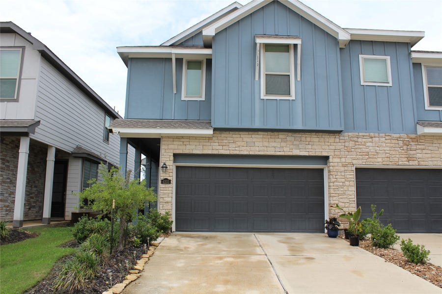 Property photo for 4203 Champlain Way, Iowa Colony, TX
