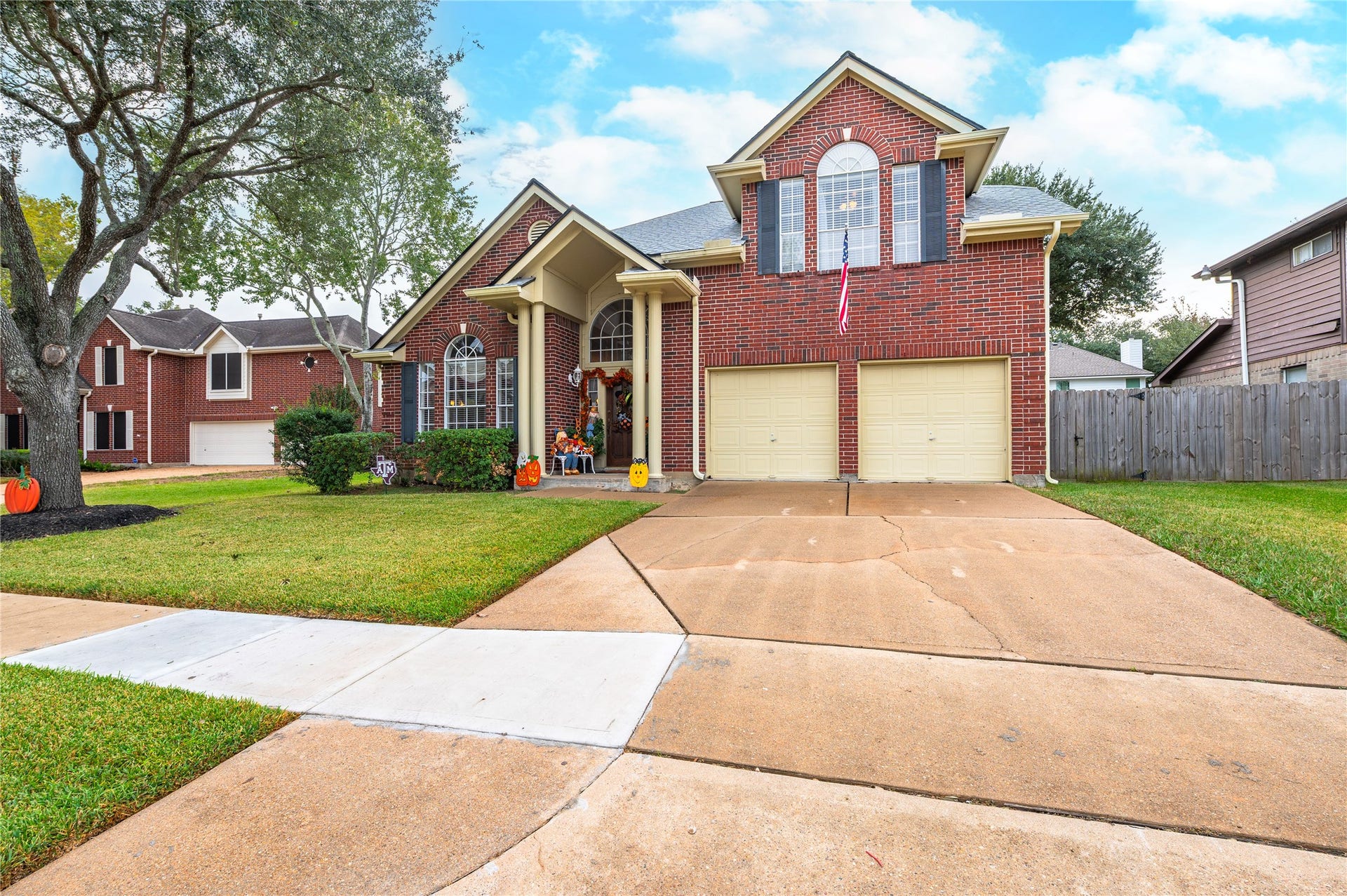 2906 Kensington Park, Pearland, TX 77581 2906 Kensington Park, Pearland, TX 77581