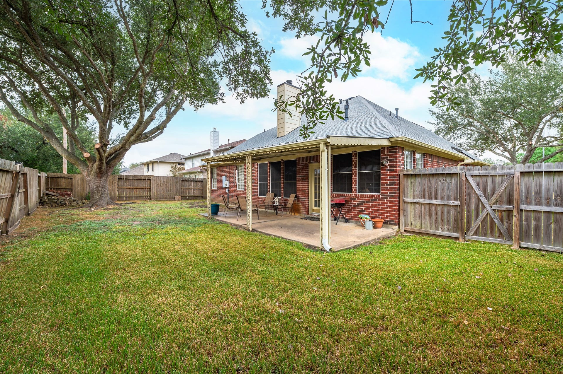 2906 Kensington Park, Pearland, TX 77581 2906 Kensington Park, Pearland, TX 77581
