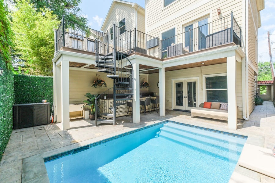 Property photo for 166 Reinicke Street, Houston, TX