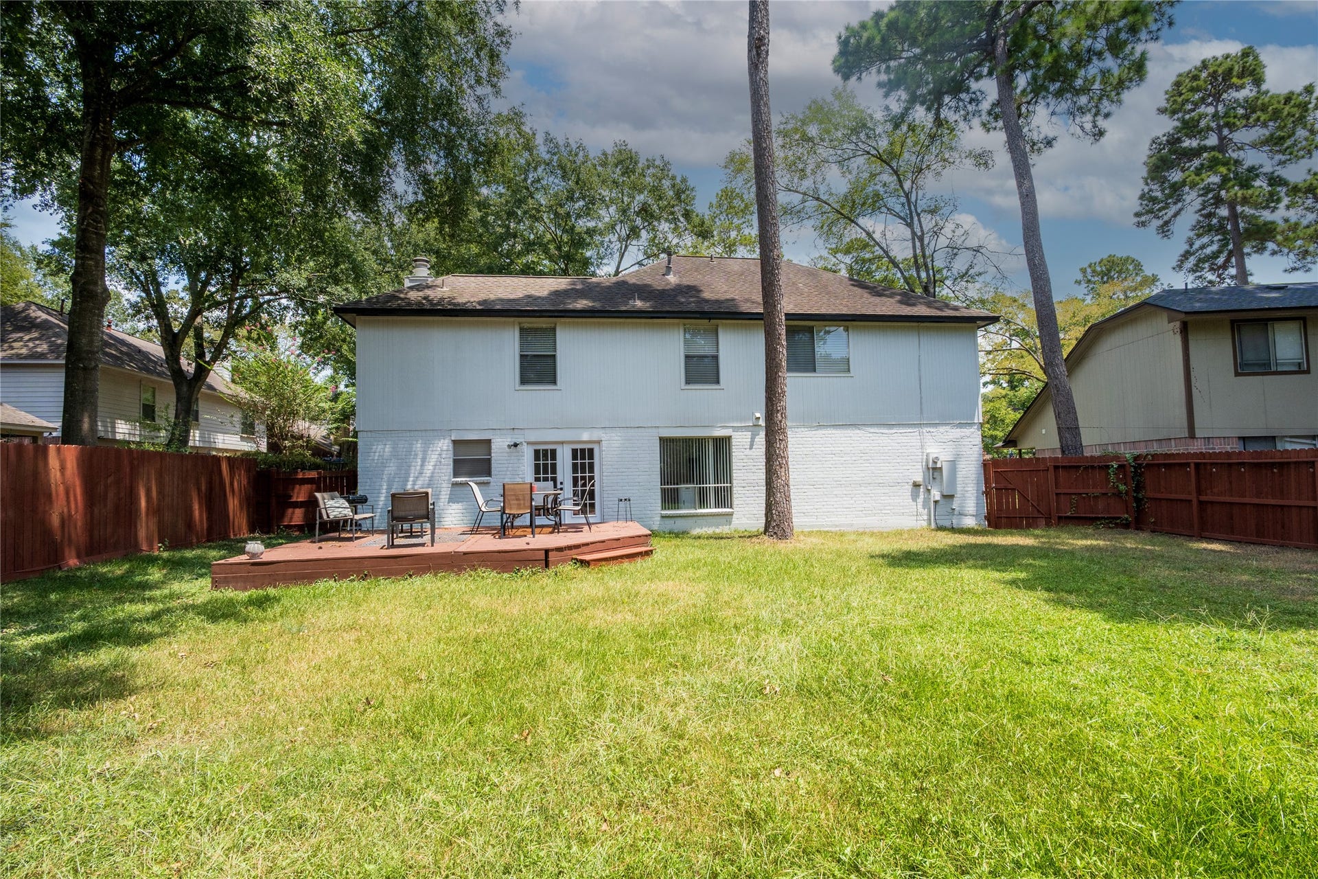 31 N Drifting Leaf Court, The Woodlands, TX 77380 31 N Drifting Leaf Court, The Woodlands, TX 77380