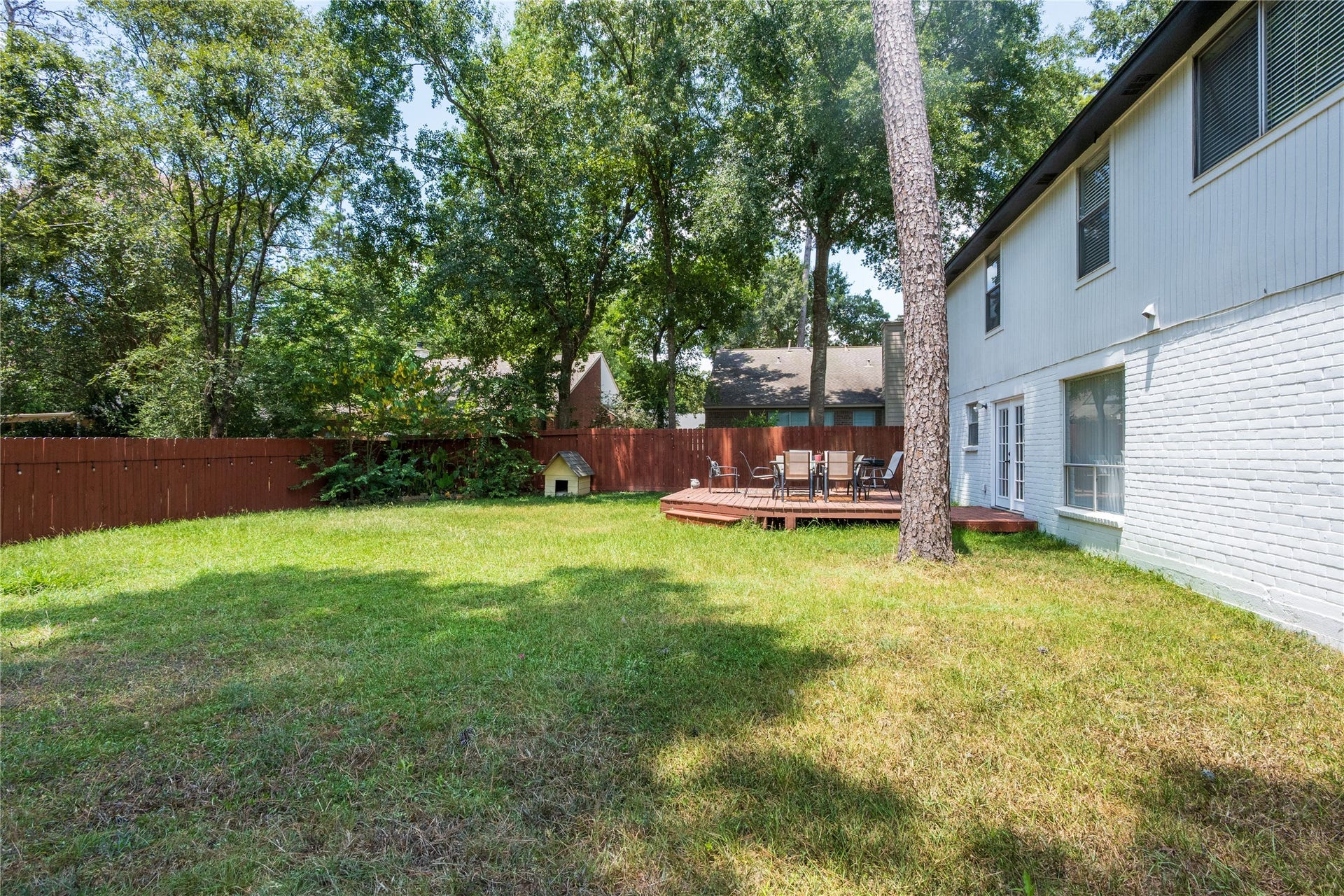 31 N Drifting Leaf Court, The Woodlands, TX 77380 31 N Drifting Leaf Court, The Woodlands, TX 77380