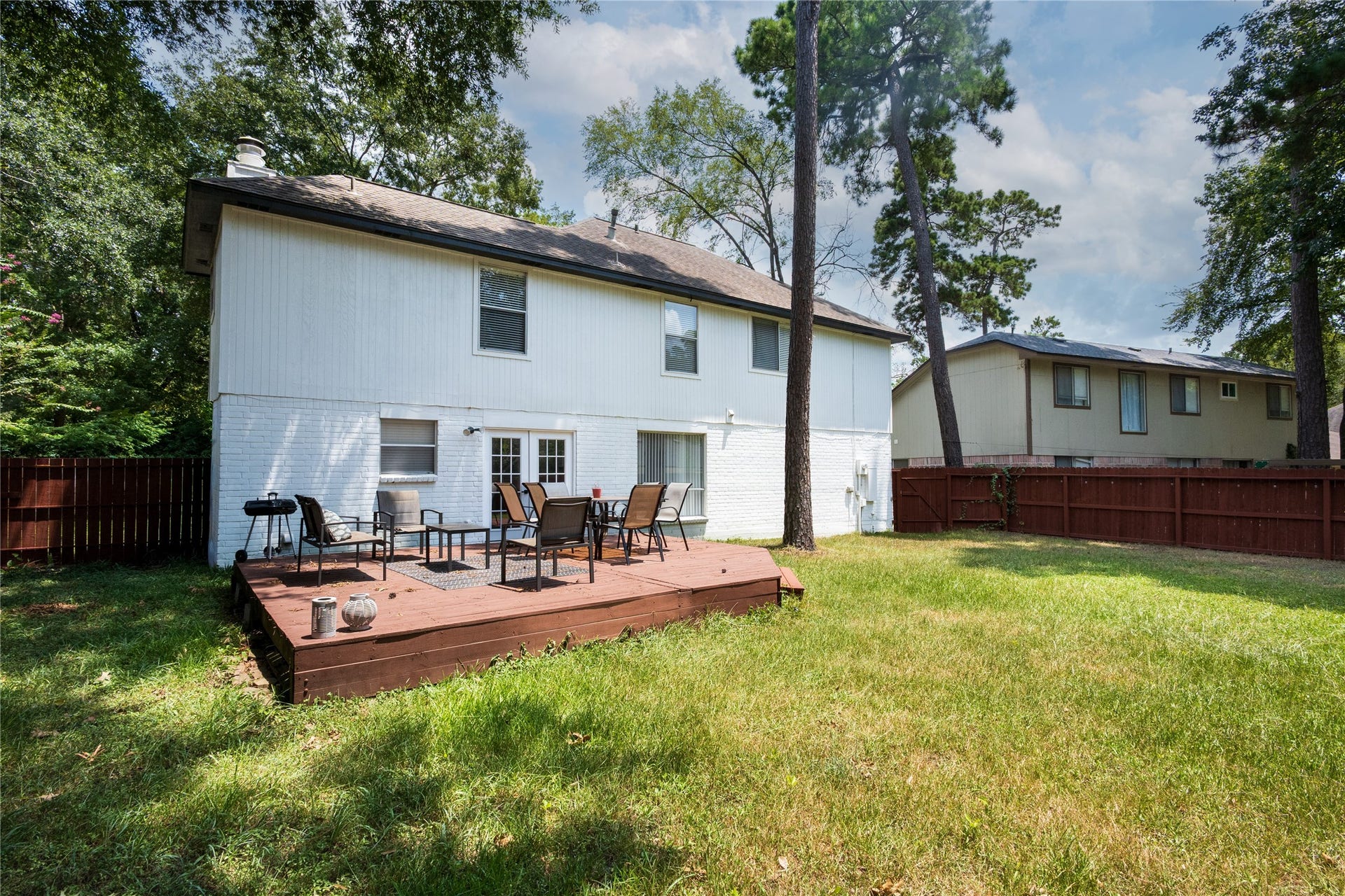31 N Drifting Leaf Court, The Woodlands, TX 77380 31 N Drifting Leaf Court, The Woodlands, TX 77380