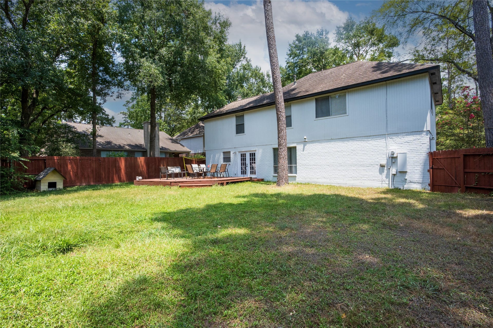 31 N Drifting Leaf Court, The Woodlands, TX 77380 31 N Drifting Leaf Court, The Woodlands, TX 77380