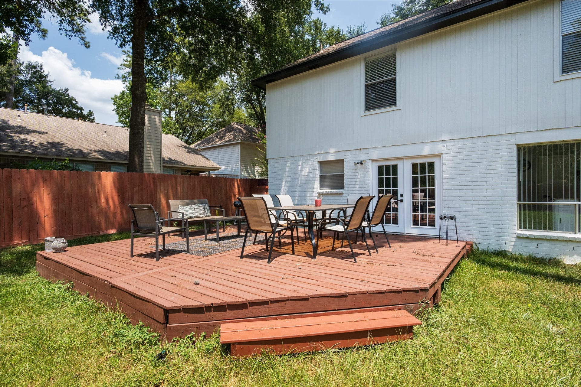 31 N Drifting Leaf Court, The Woodlands, TX 77380 31 N Drifting Leaf Court, The Woodlands, TX 77380