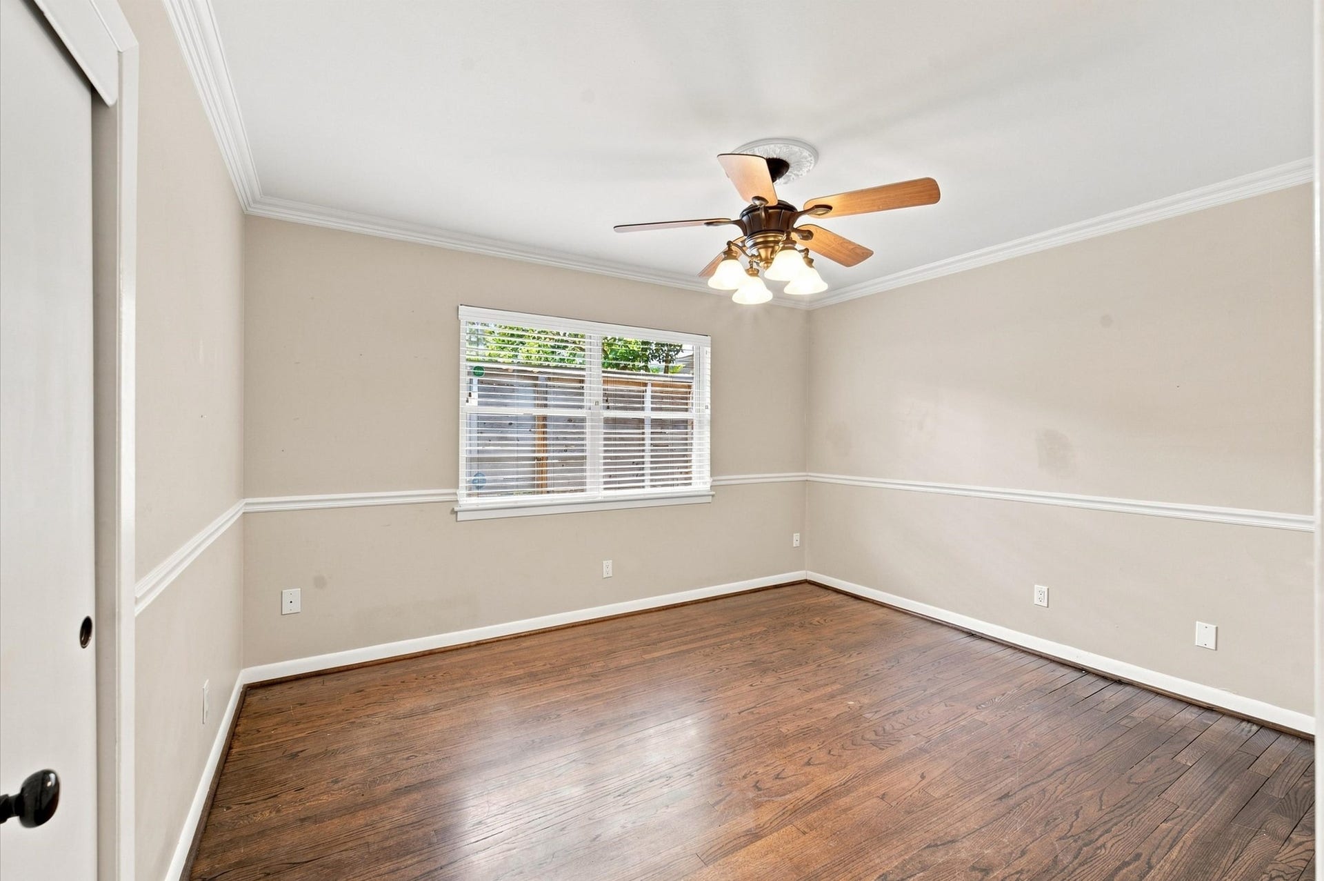 3731 Latma Drive, Houston, TX 77025 3731 Latma Drive, Houston, TX 77025