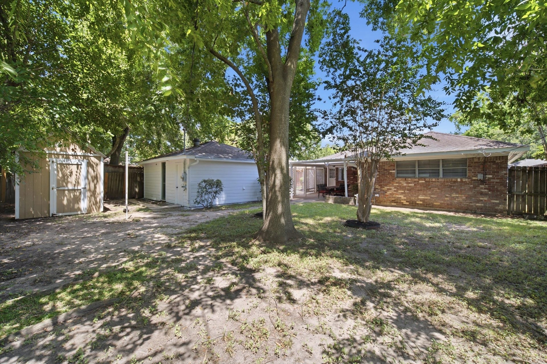 3731 Latma Drive, Houston, TX 77025 3731 Latma Drive, Houston, TX 77025