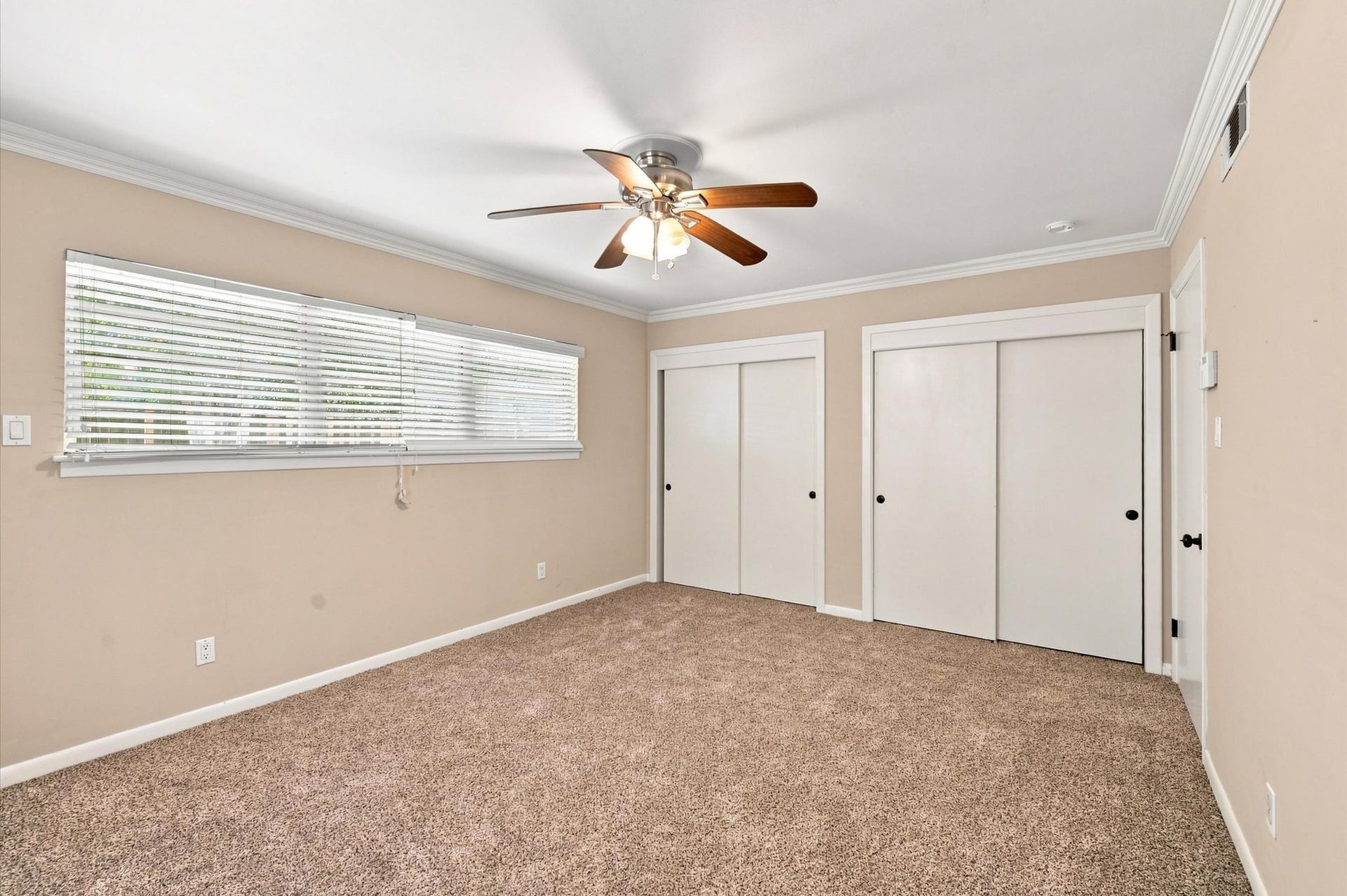 3731 Latma Drive, Houston, TX 77025 3731 Latma Drive, Houston, TX 77025