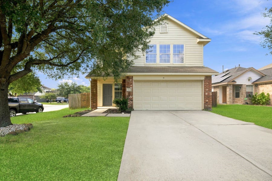 Property photo for 7203 Lazy Summer Court, Magnolia, TX