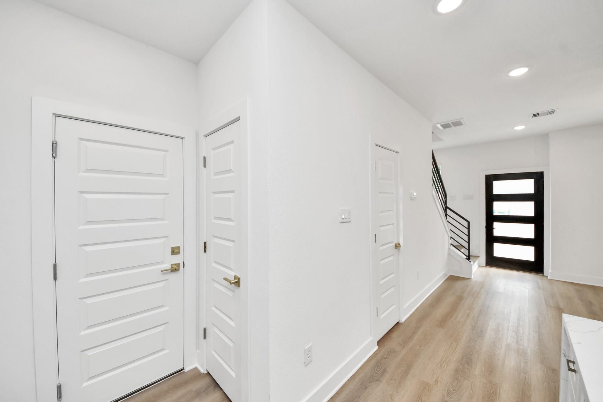 6131 Bacher Street, Houston, TX 77028 6131 Bacher Street, Houston, TX 77028
