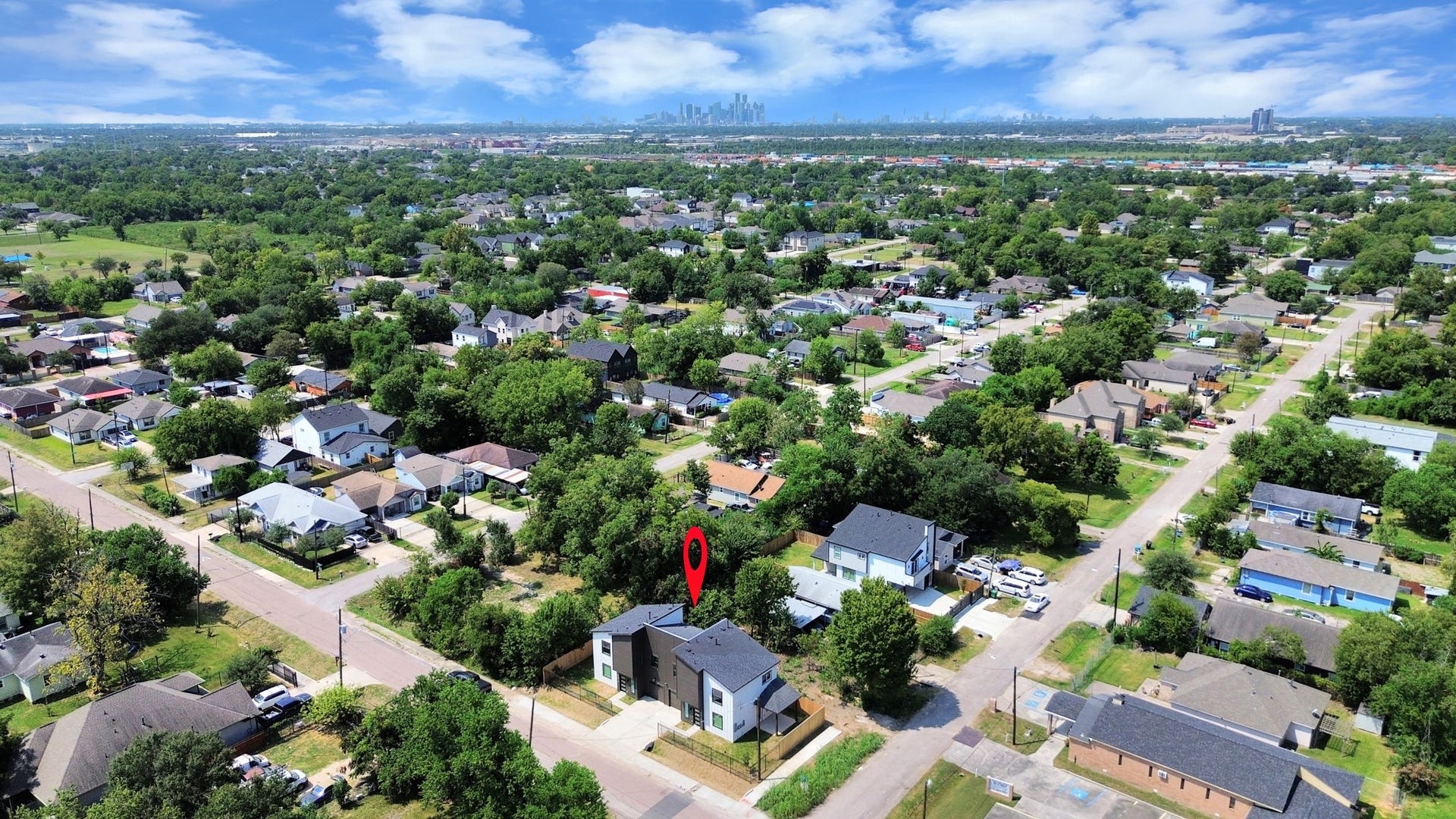6131 Bacher Street, Houston, TX 77028 6131 Bacher Street, Houston, TX 77028