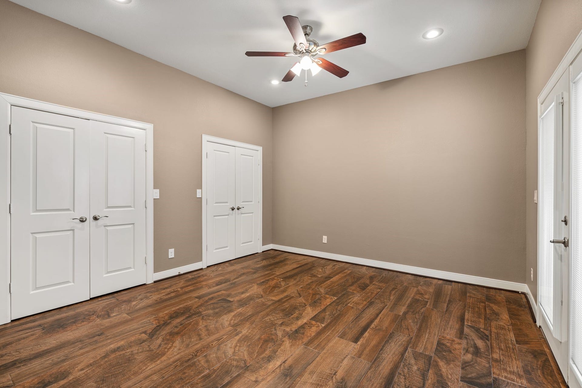 11519 Lakeside Place Drive, Houston, TX 77077 11519 Lakeside Place Drive, Houston, TX 77077