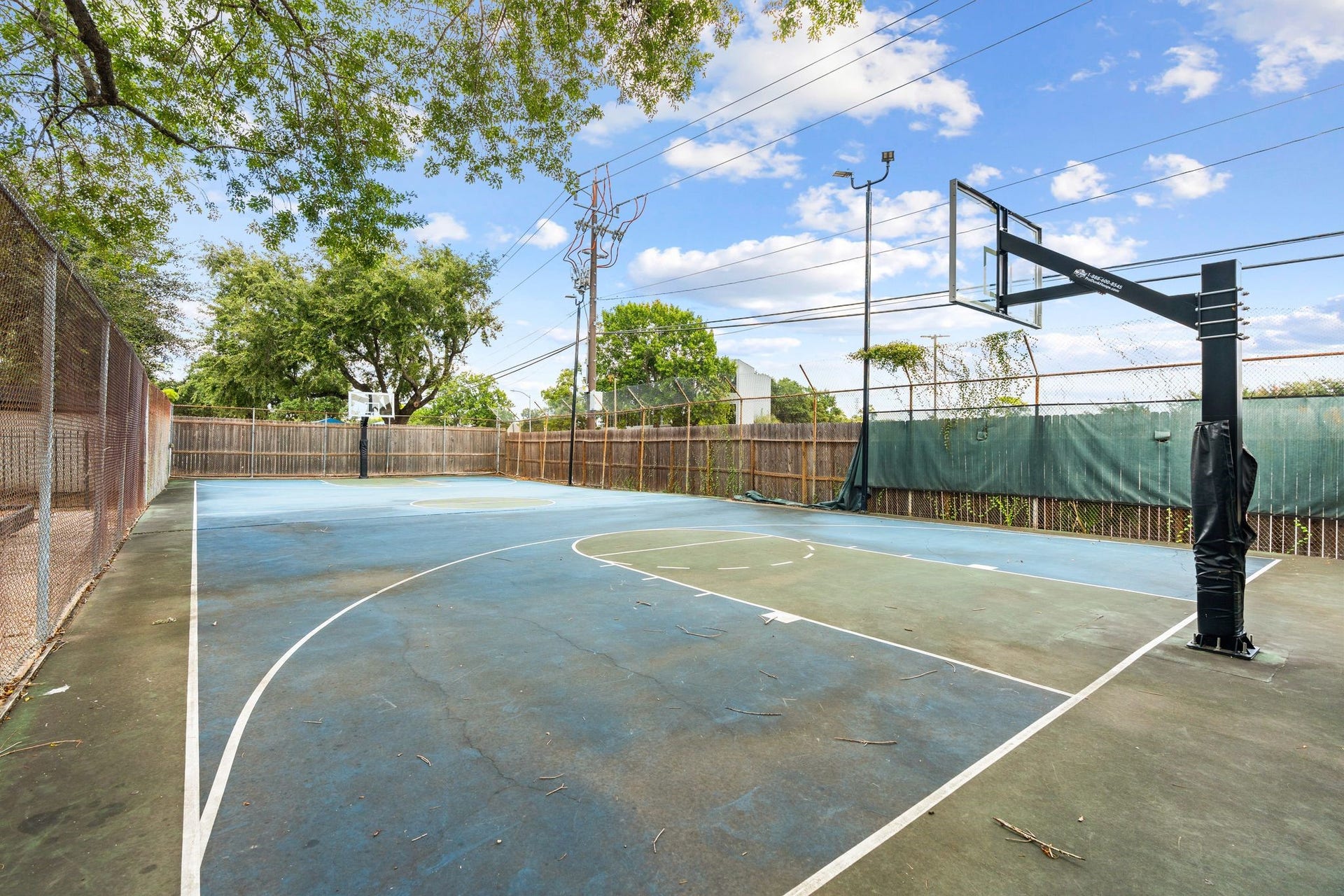 11519 Lakeside Place Drive, Houston, TX 77077 11519 Lakeside Place Drive, Houston, TX 77077