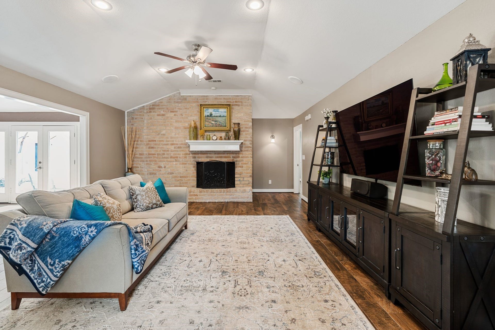 11519 Lakeside Place Drive, Houston, TX 77077 11519 Lakeside Place Drive, Houston, TX 77077