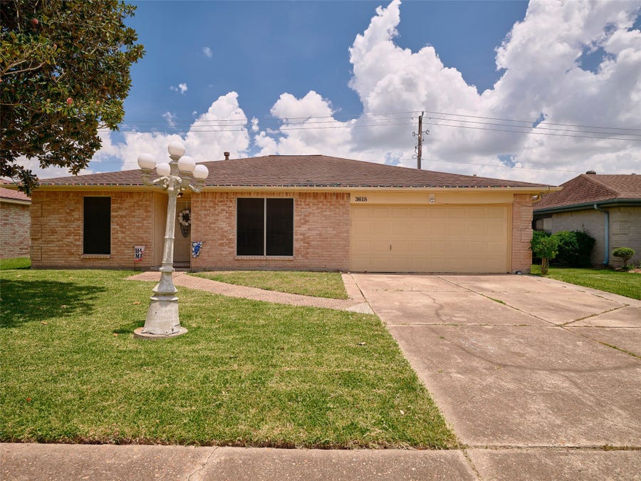 Property photo for 3618 Filmore Lane, Deer Park, TX