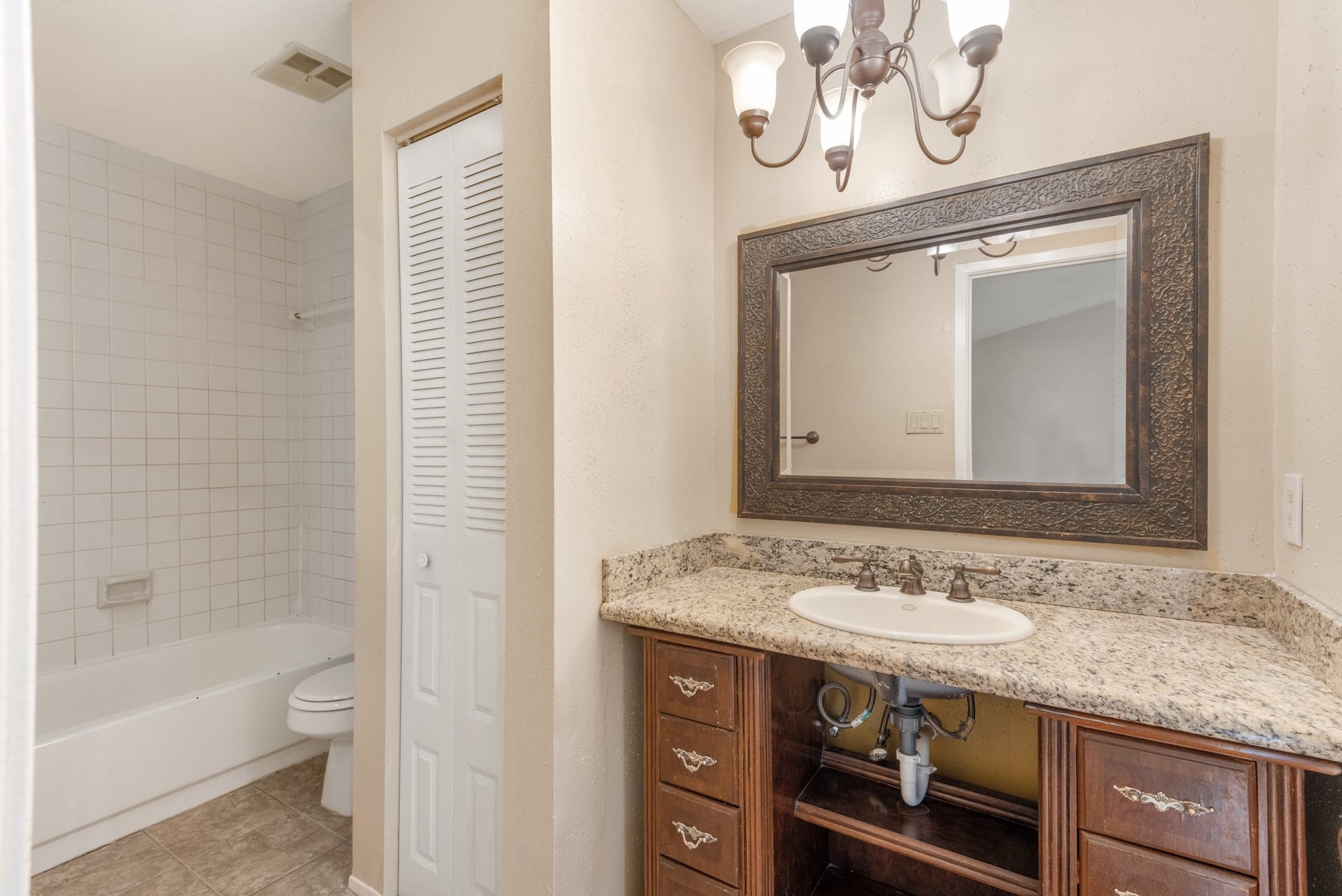 11207 Pembridge Drive, #1660, Houston, TX 77071 11207 Pembridge Drive, #1660, Houston, TX 77071