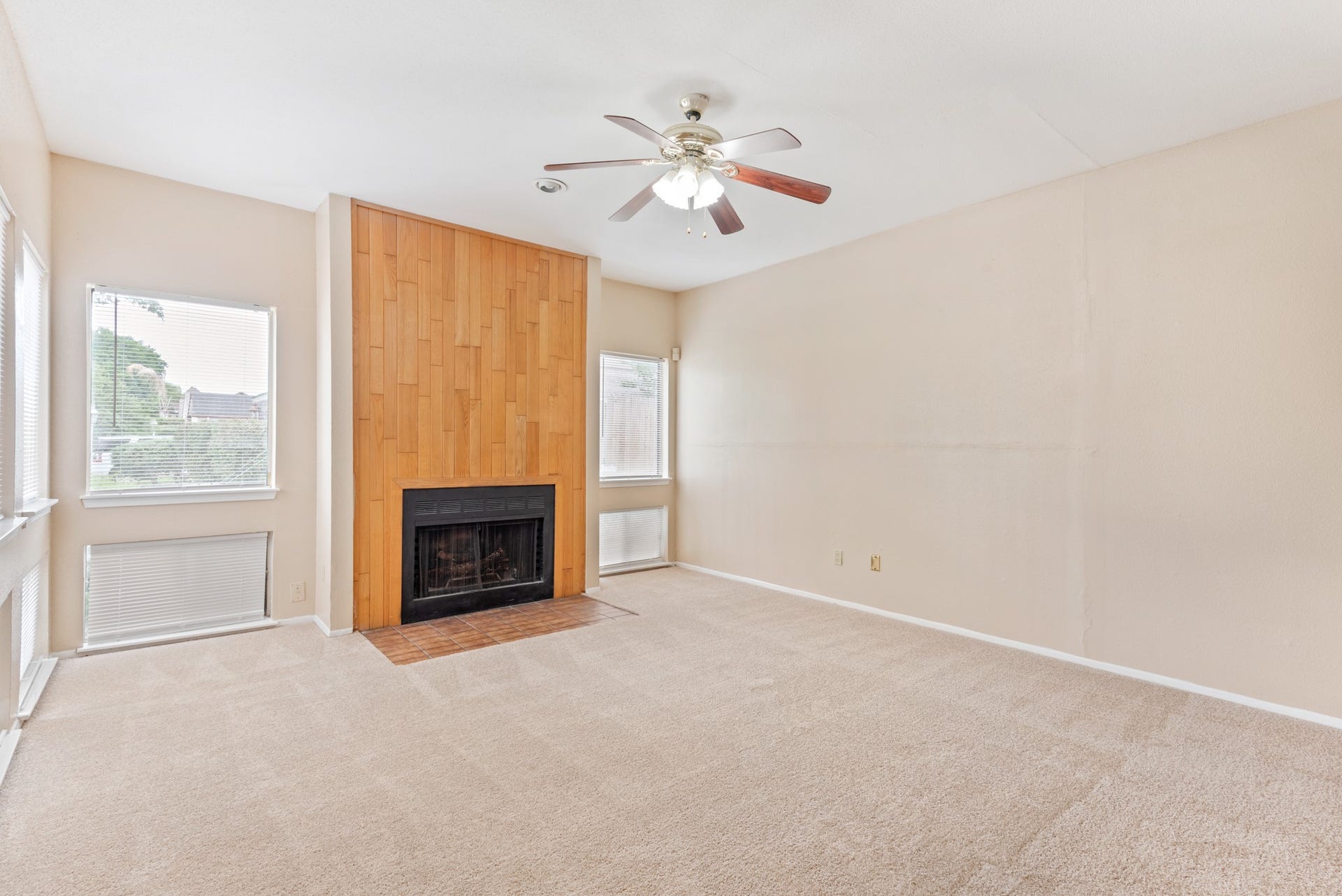 11207 Pembridge Drive, #1660, Houston, TX 77071 11207 Pembridge Drive, #1660, Houston, TX 77071