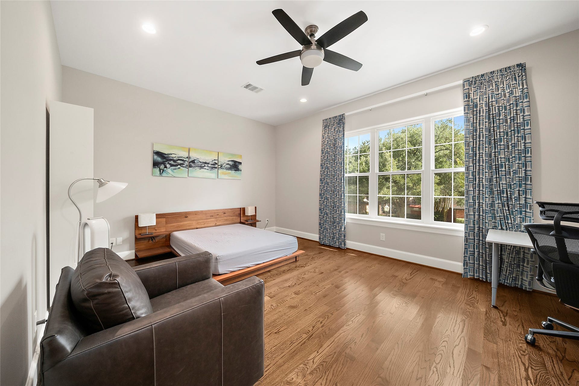 3766 Drake Street, Houston, TX 77005