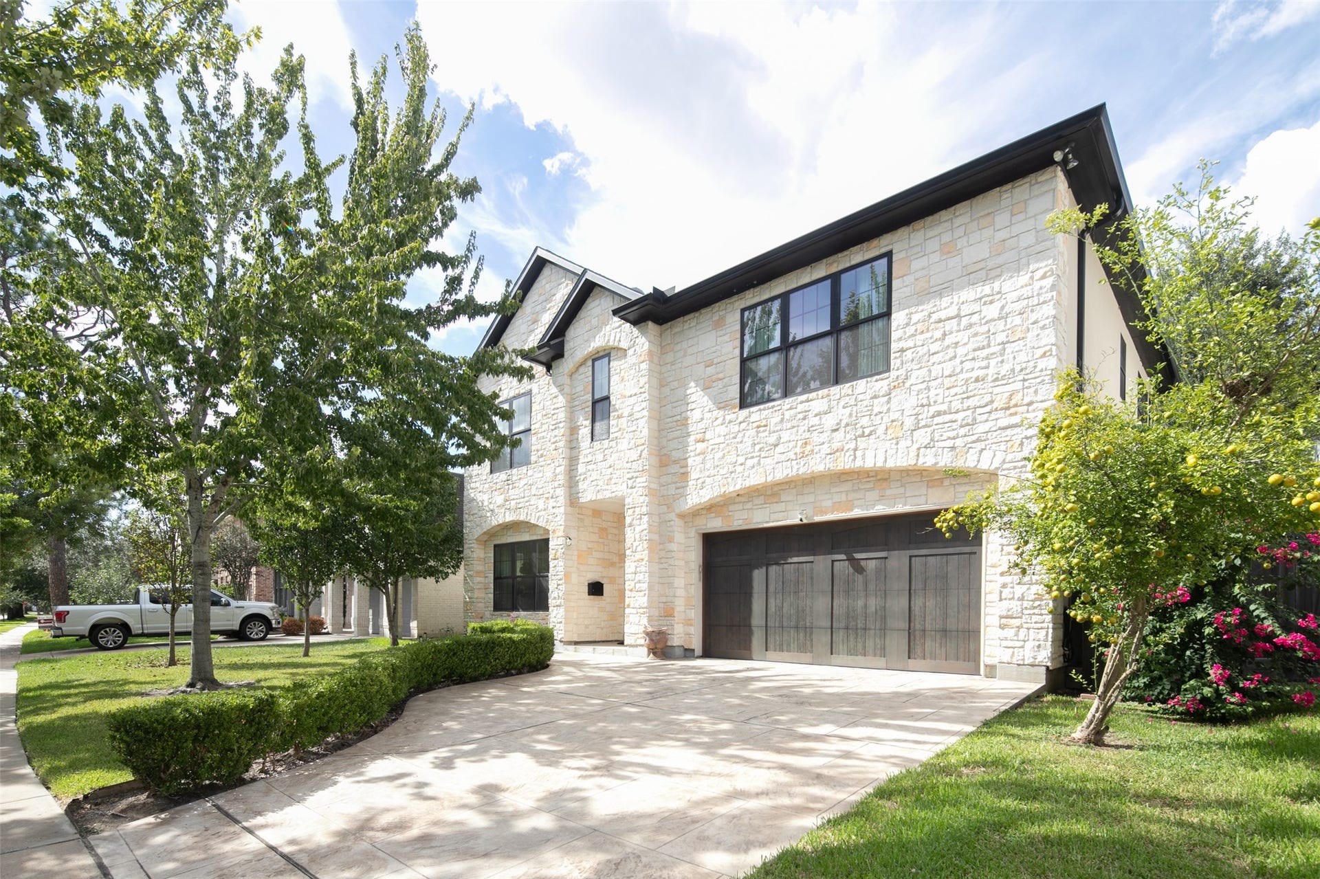 3766 Drake Street, Houston, TX 77005