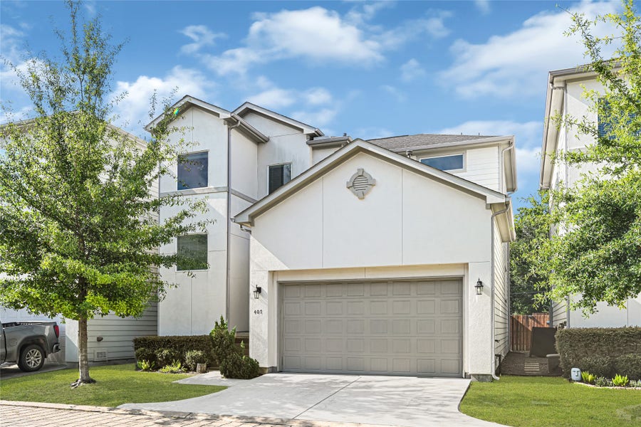 Property photo for 407 Yale Oaks Lane, Houston, TX