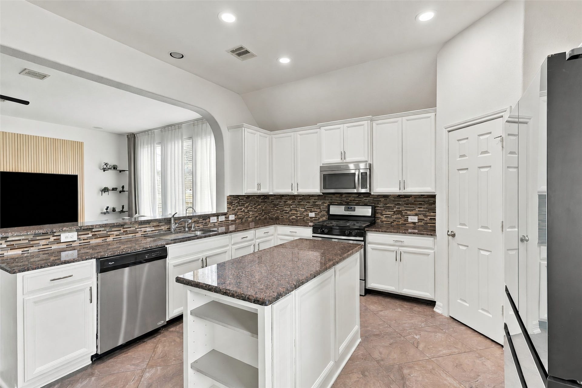 326 Lake Rim Drive, Rosenberg, TX 77469 326 Lake Rim Drive, Rosenberg, TX 77469