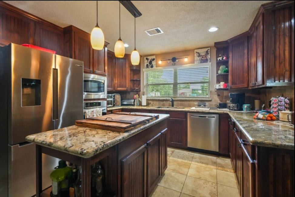 34366 Owens Road, Hempstead, TX 77445 34366 Owens Road, Hempstead, TX 77445