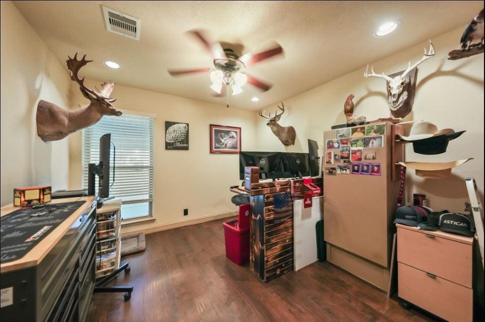 34366 Owens Road, Hempstead, TX 77445 34366 Owens Road, Hempstead, TX 77445