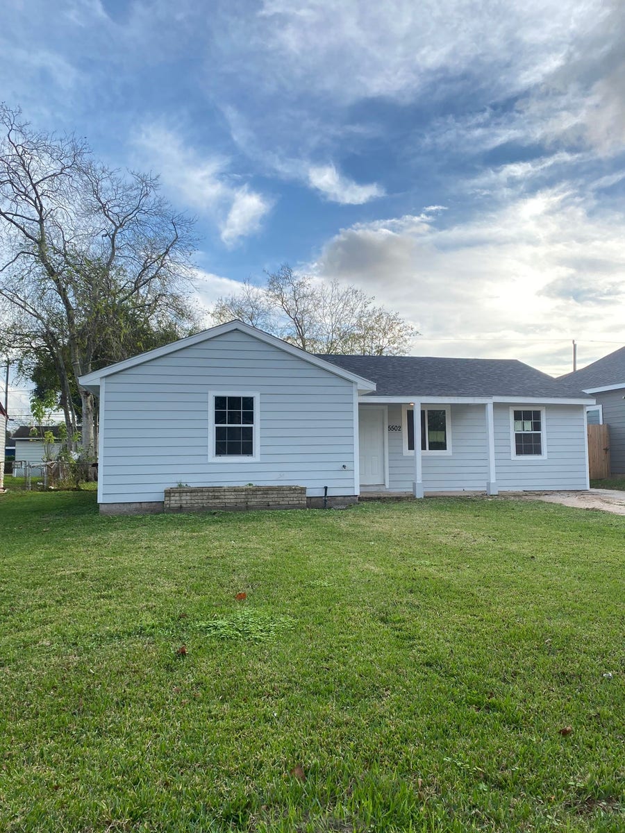 Property photo for 5502 Heron Drive, Houston, TX
