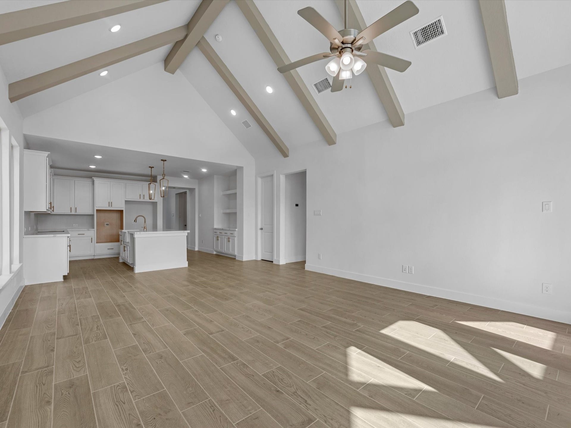 208 Yellow Rosewood Lane, New Caney, TX 77357 208 Yellow Rosewood Lane, New Caney, TX 77357