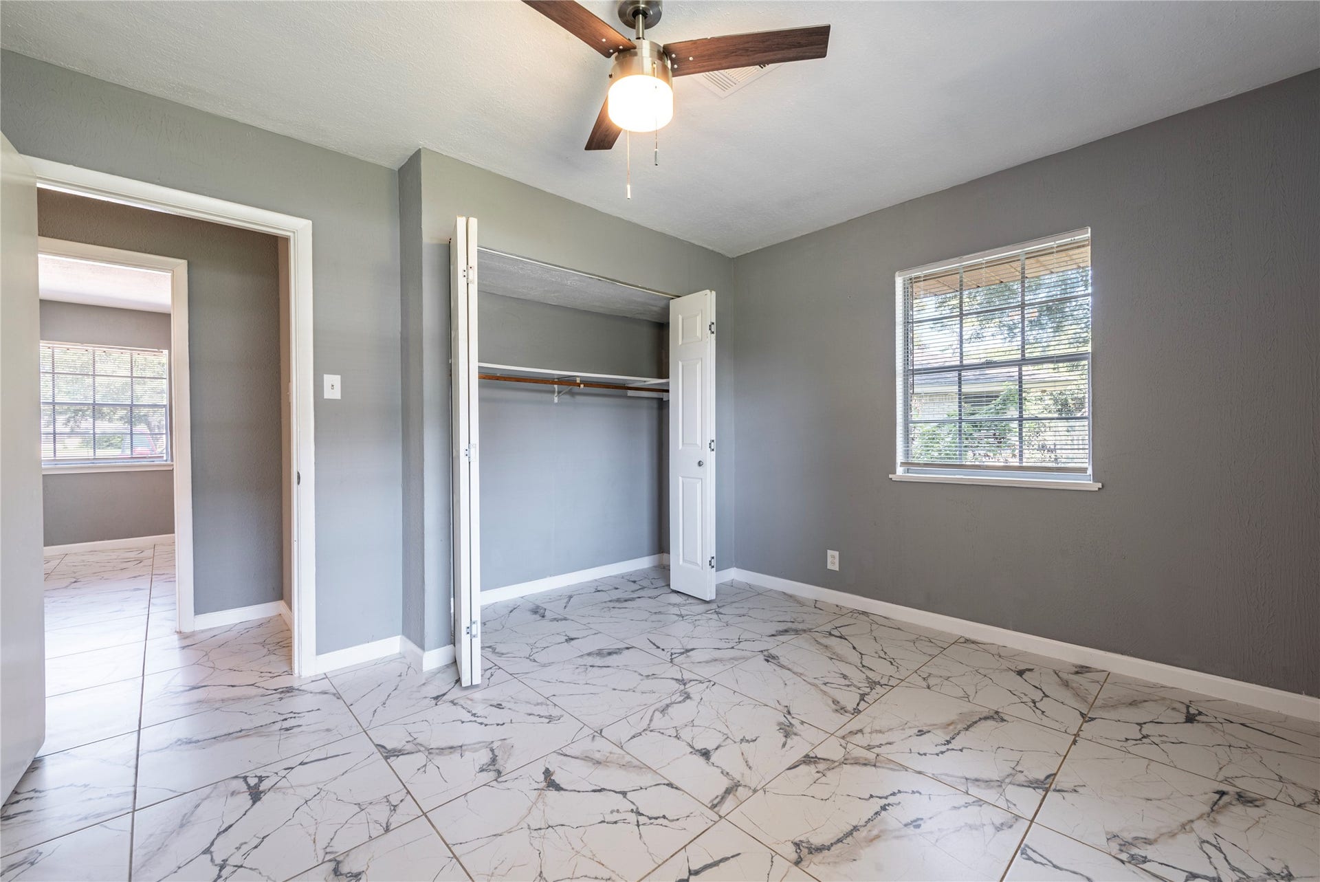 2511 Meadow Lane, La Marque, TX 77568 Secondary bedroom #3