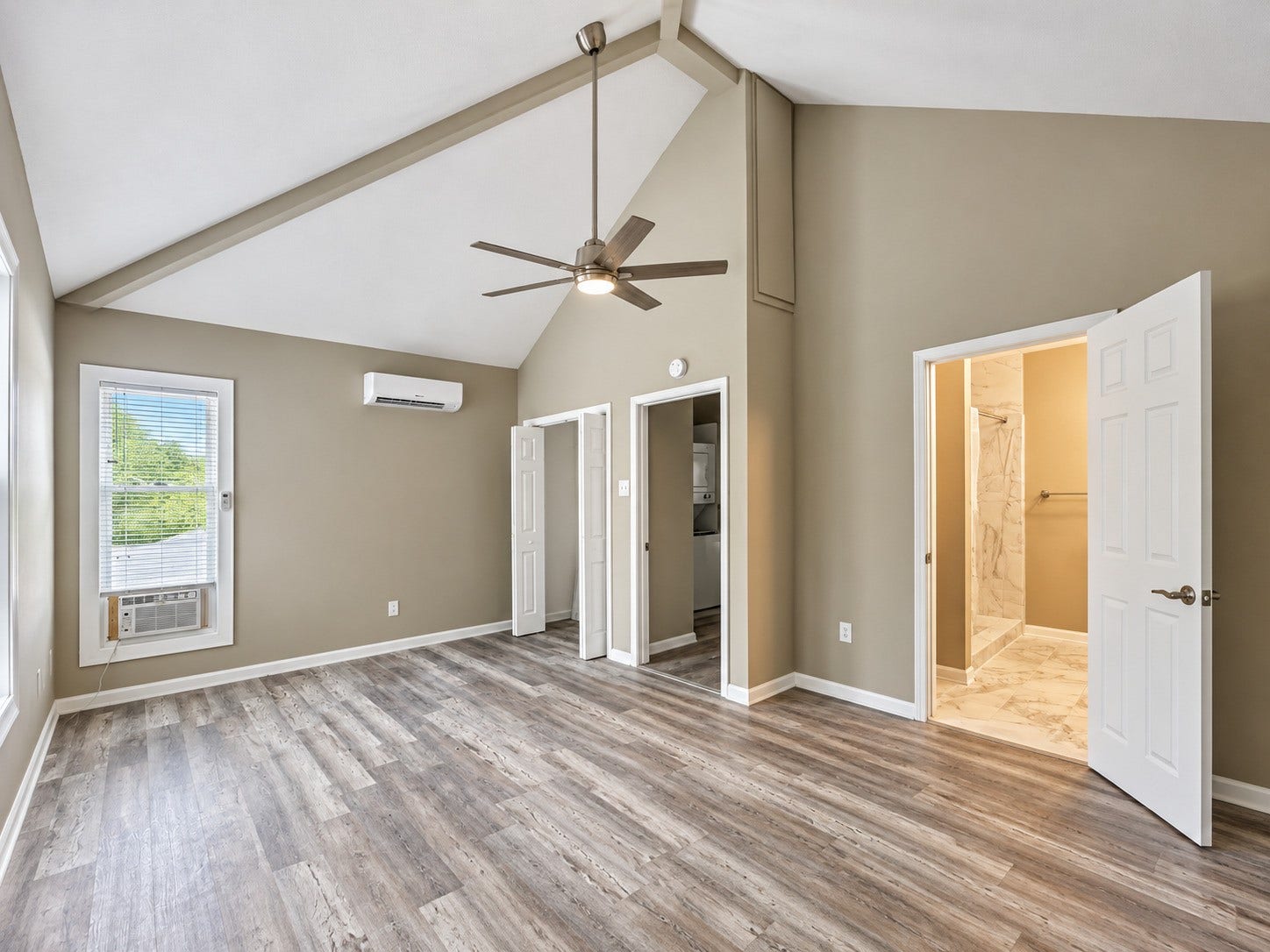 4611 Avenue Q 1/2, Galveston, TX 77551 4611 Avenue Q 1/2, Galveston, TX 77551