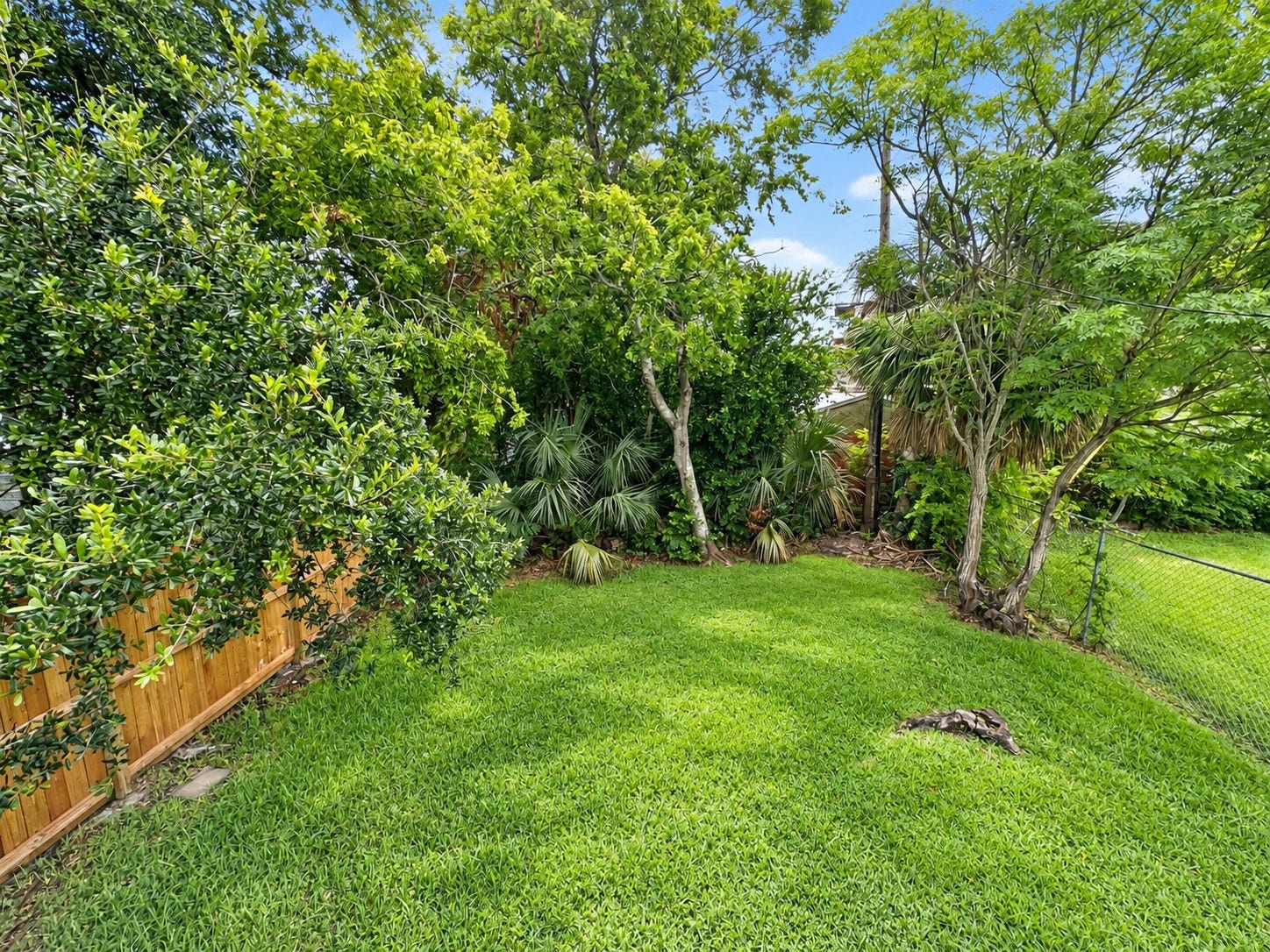 4611 Avenue Q 1/2, Galveston, TX 77551 4611 Avenue Q 1/2, Galveston, TX 77551