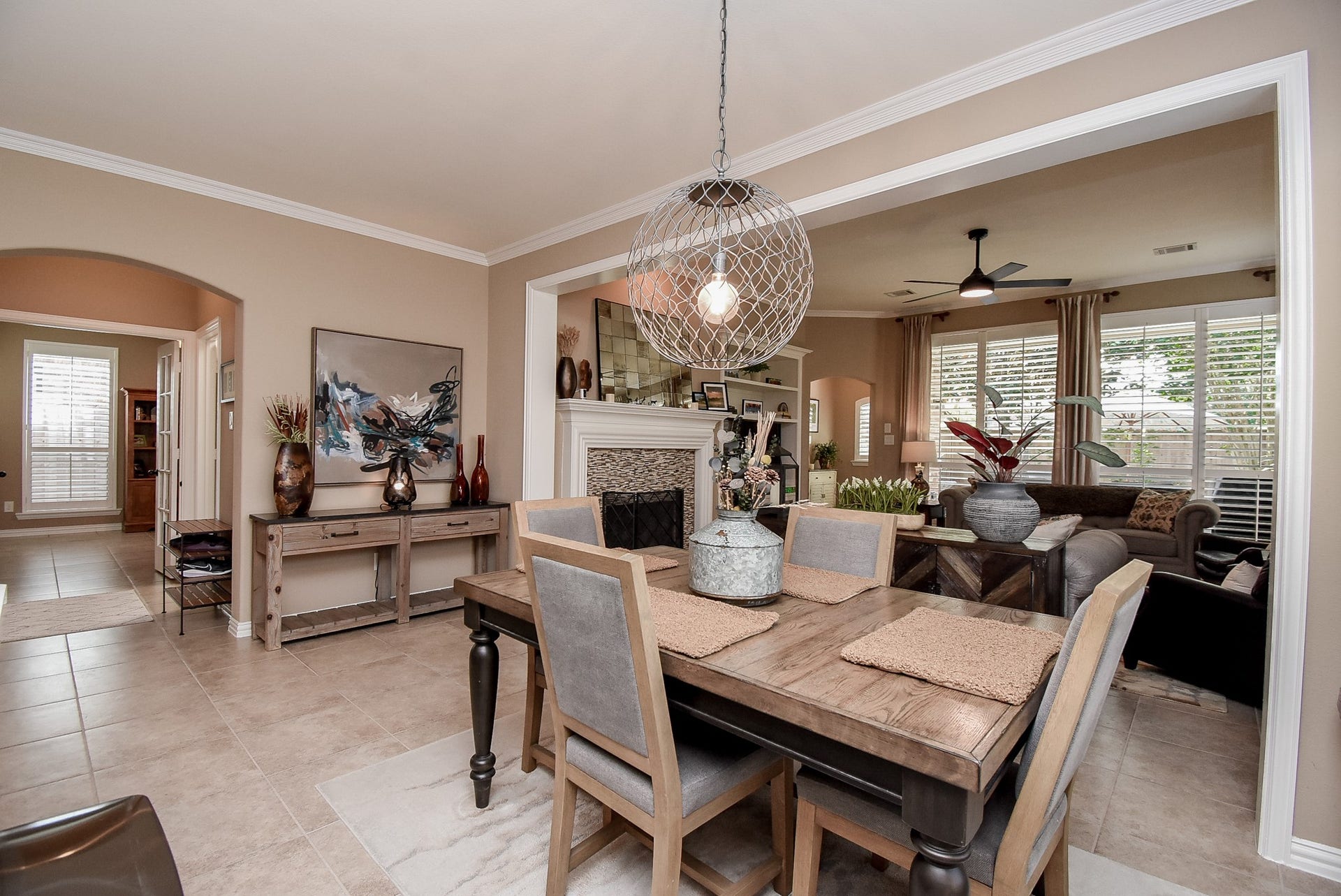 Breakfast/dining area works well for entertaining.  Large window seat compliments this cozy room. The options are endless as to how you can use this space.