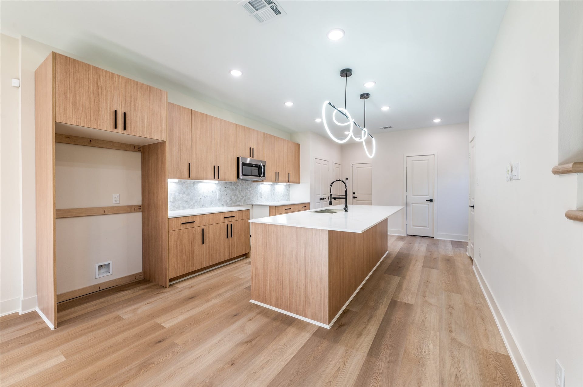 7930 Corinth Street, Houston, TX 77051 7930 Corinth Street, Houston, TX 77051