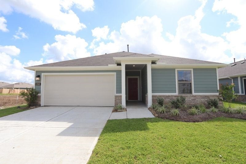 Welcome Home! Great curb appeal!