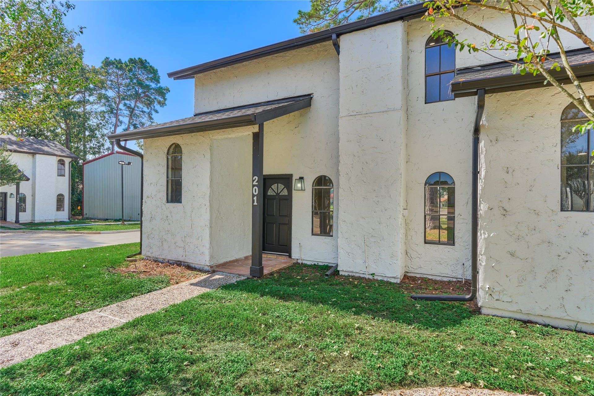 100 La Costa Drive, Montgomery, TX 77356 100 La Costa Drive, Montgomery, TX 77356