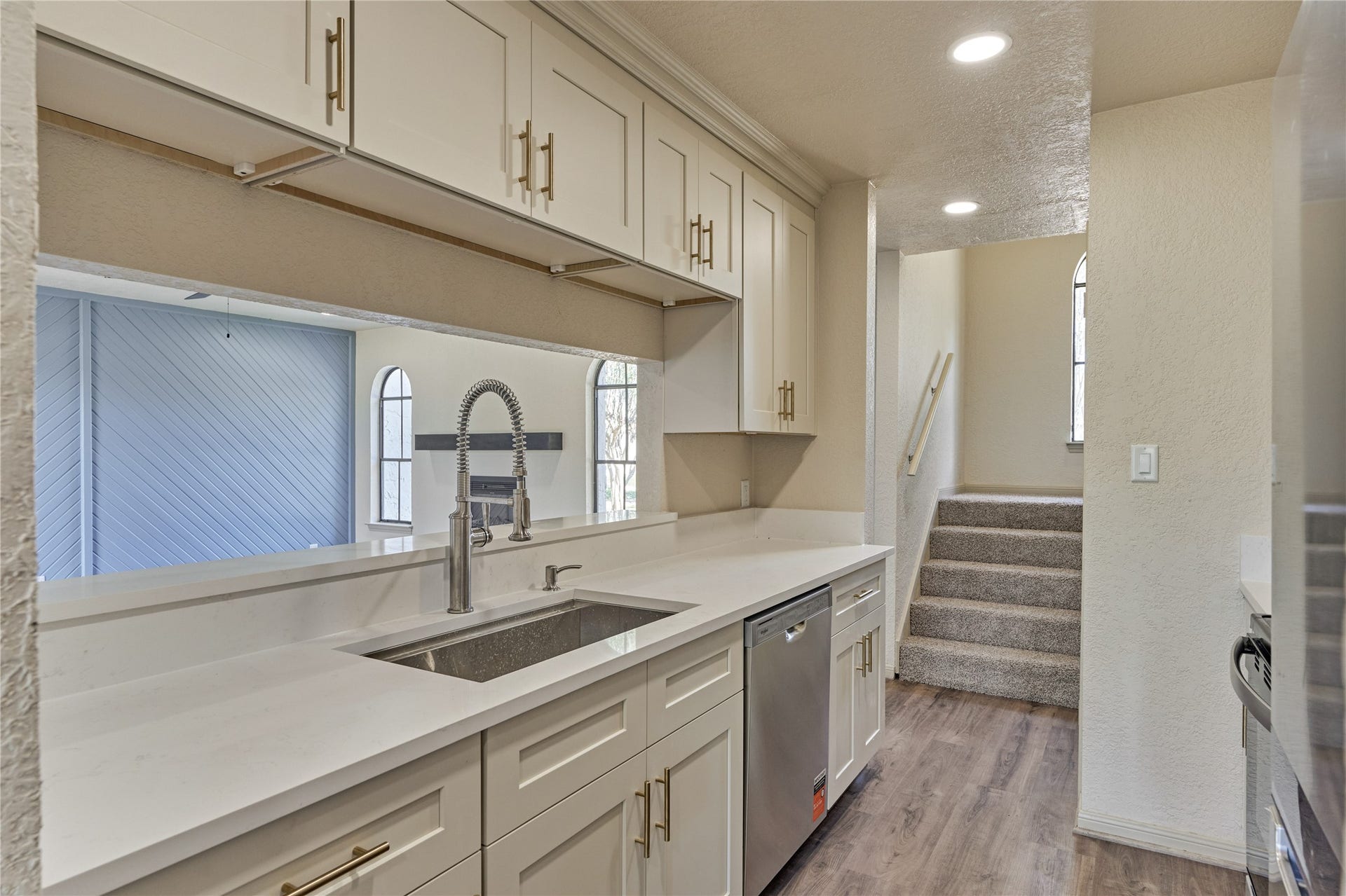 100 La Costa Drive, Montgomery, TX 77356 100 La Costa Drive, Montgomery, TX 77356