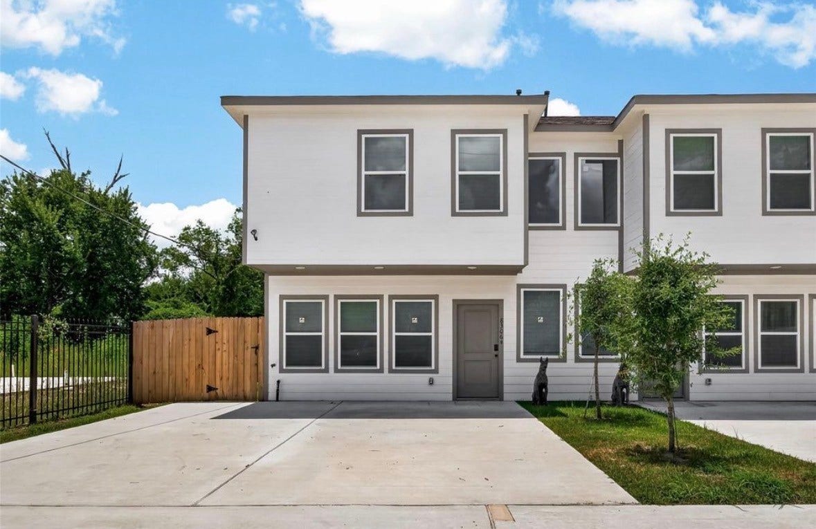 8306 Tidwell Road, Houston, TX 77028 8306 Tidwell Road, Houston, TX 77028